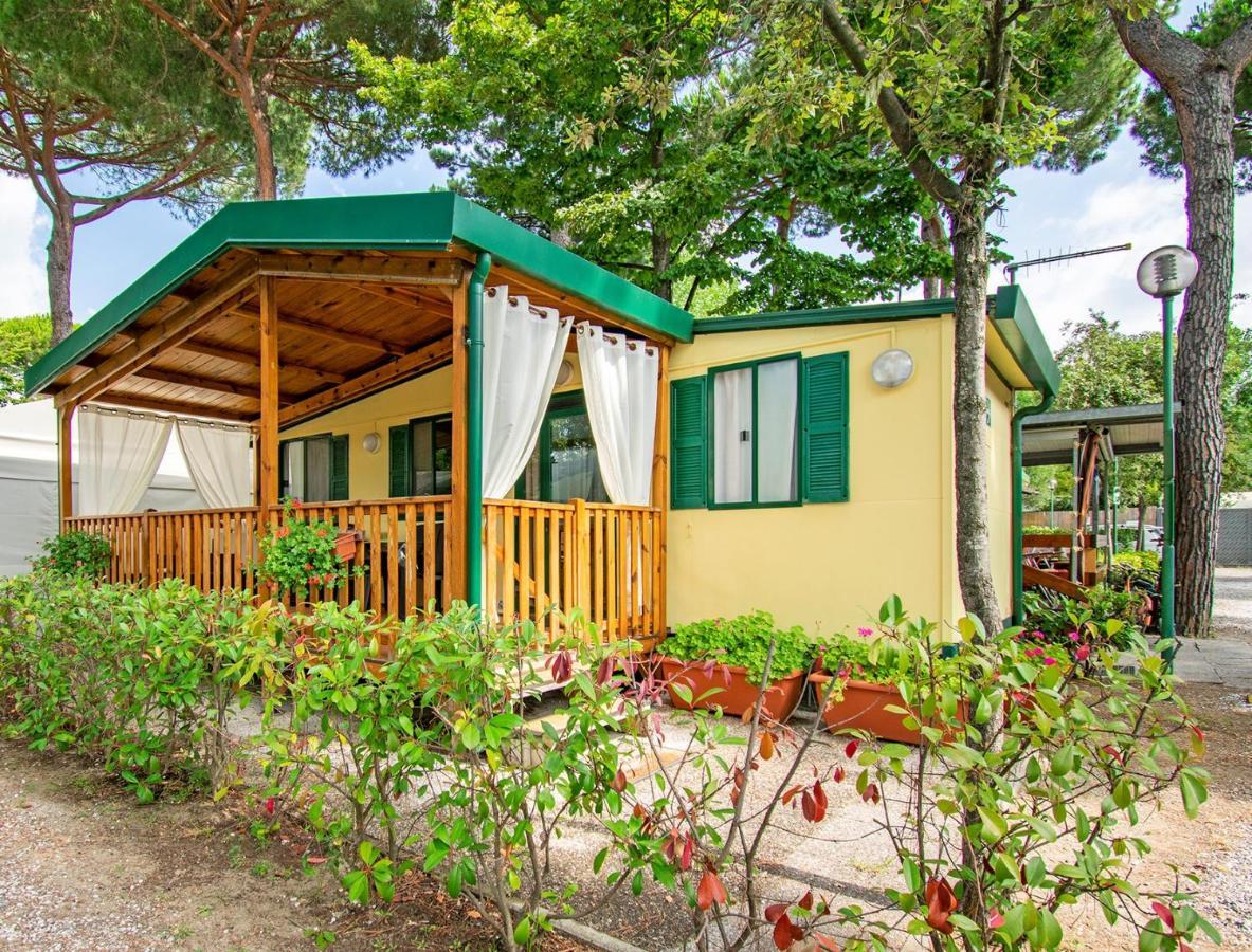 Camping Parco Vacanza Partaccia 2 Марина-ді-Масса Екстер'єр фото